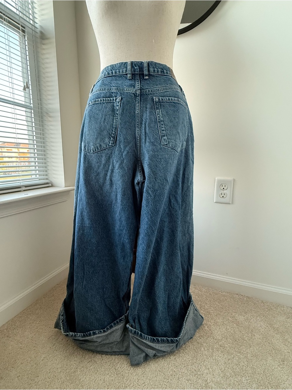 Free People Final Countdown Cuffed Low Rise Jeans - Picture 2 of 13